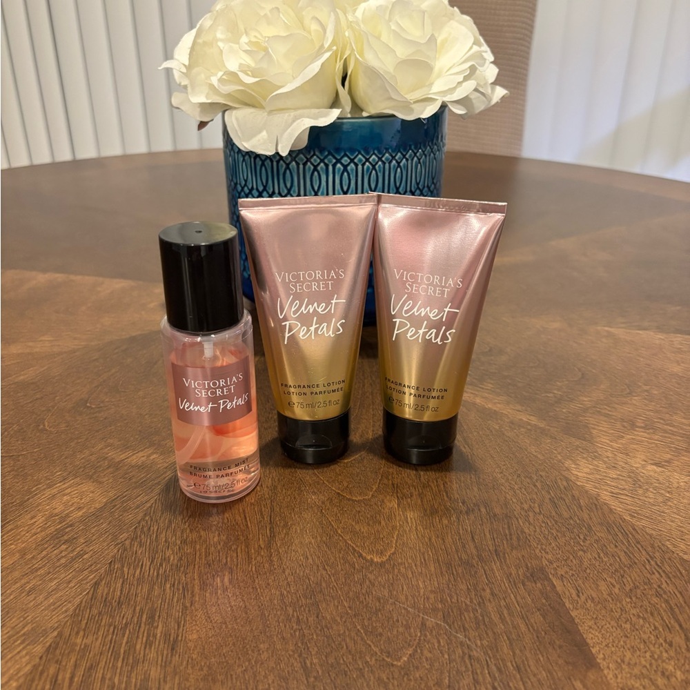 Victoria's Secret Velvet Petals Trio Set in Pink and Gold